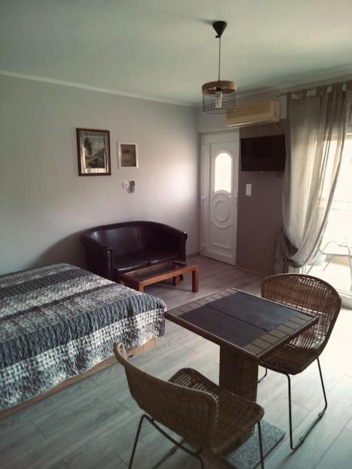 Minimal & Cozy Στουντιο Με Δωρεαν Χωρο Σταθμευσησ Кавала Екстериор снимка