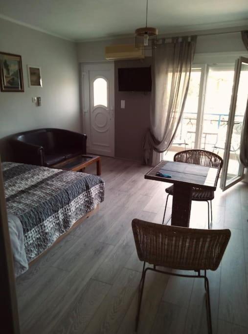 Minimal & Cozy Στουντιο Με Δωρεαν Χωρο Σταθμευσησ Кавала Екстериор снимка